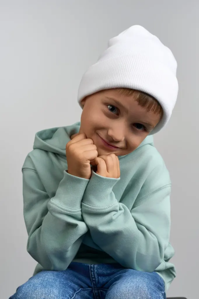Atlantis Kid Wind-S (Beanie) ASKIWS worn by a model