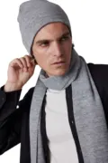 K-Up Knitted Beanie KP549 worn by a model, photo 2