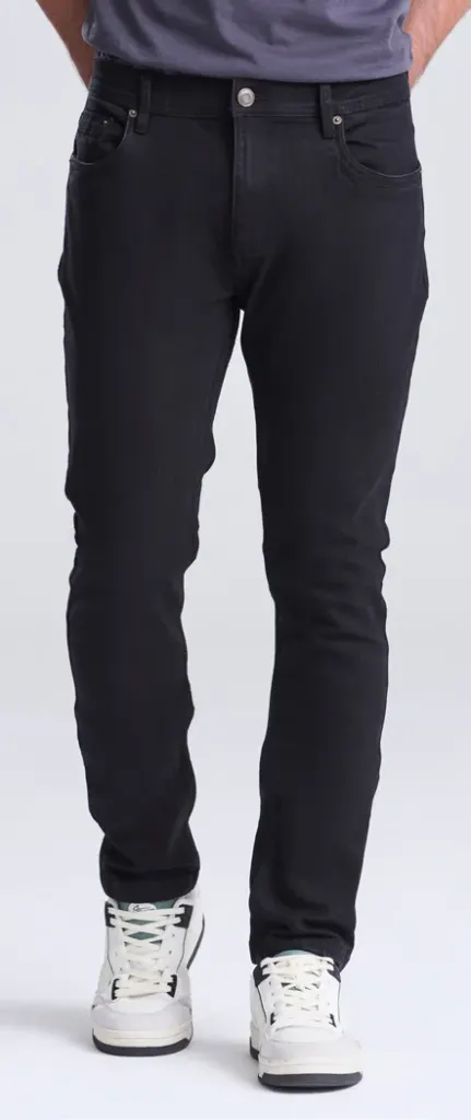 So Denim Max Slim Jeans SD004 worn by a model