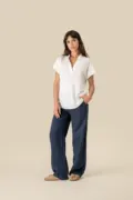Spasso Ladies’ Linen Polo Shirt SP221 worn by a model