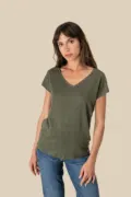 Spasso Ladies' V-Neck Linen T-Shirt SP321 worn by a model, photo 4
