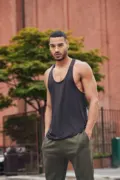Tombo Men's Muscle Vest TOTL504 worn by a model, photo 2