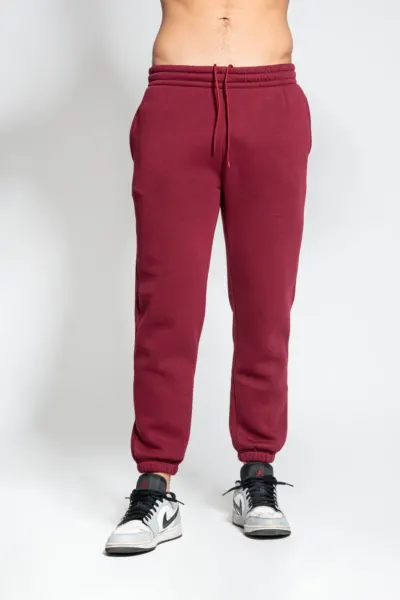 Vesti Nyco - Urban Brushed Sweat Pants VE818T worn by a model